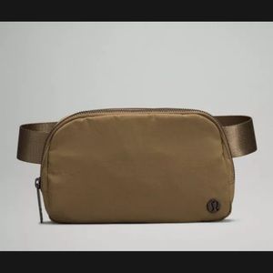 Lululemon Everywhere Belt Bag Artifact (new)